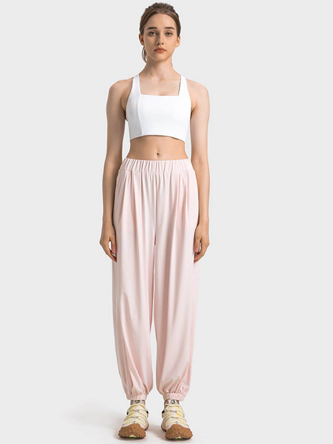 Millennia Scoop Neck Sports Bra - Selvanelle