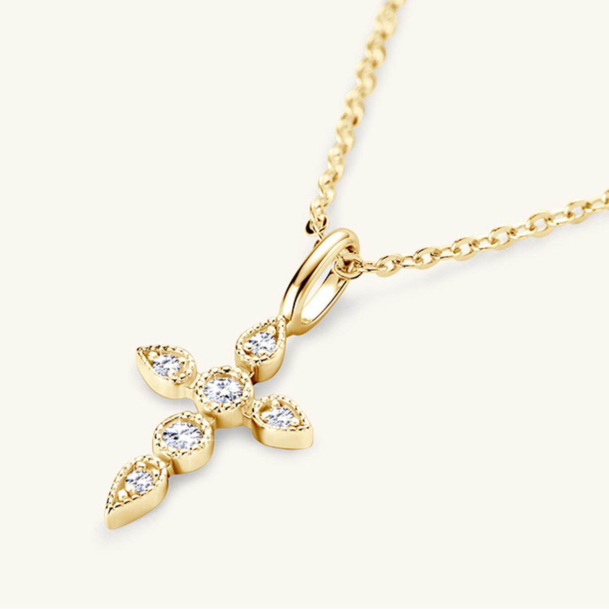 925 Sterling Silver Moissanite Cross Pendant Necklace - Selvanelle