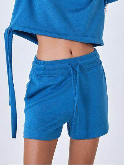 Drawstring Solid Color Shorts with Pockets for Women - Selvanelle