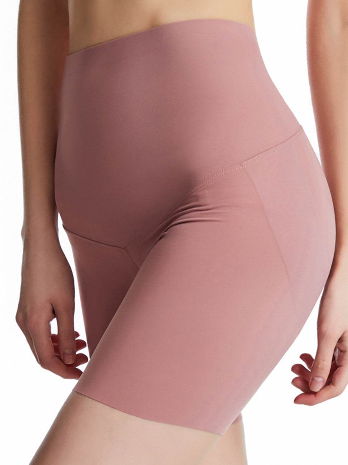 Wide Waistband Sports Shorts - Selvanelle