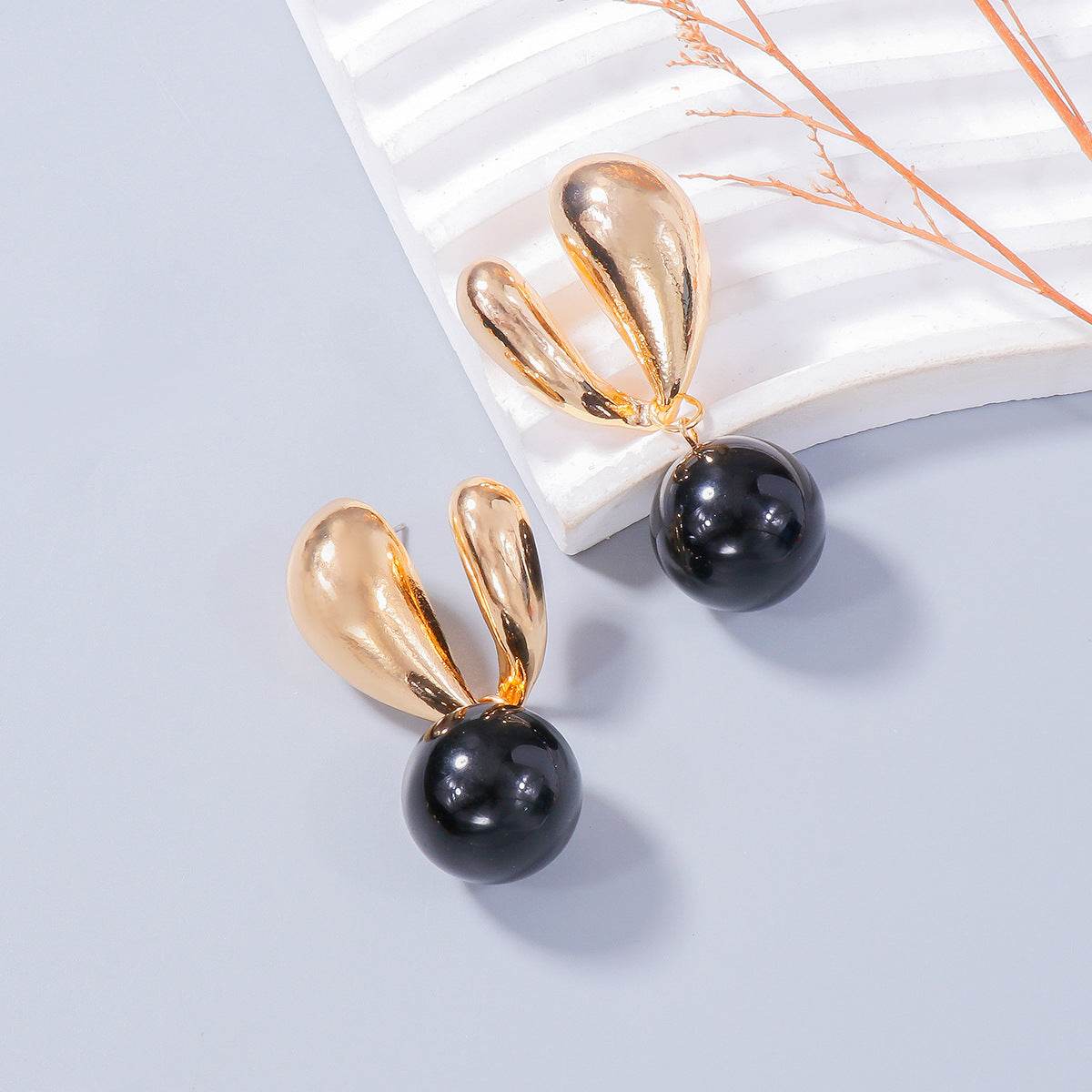 Alloy Drip Oil Bunny Earrings - Selvanelle