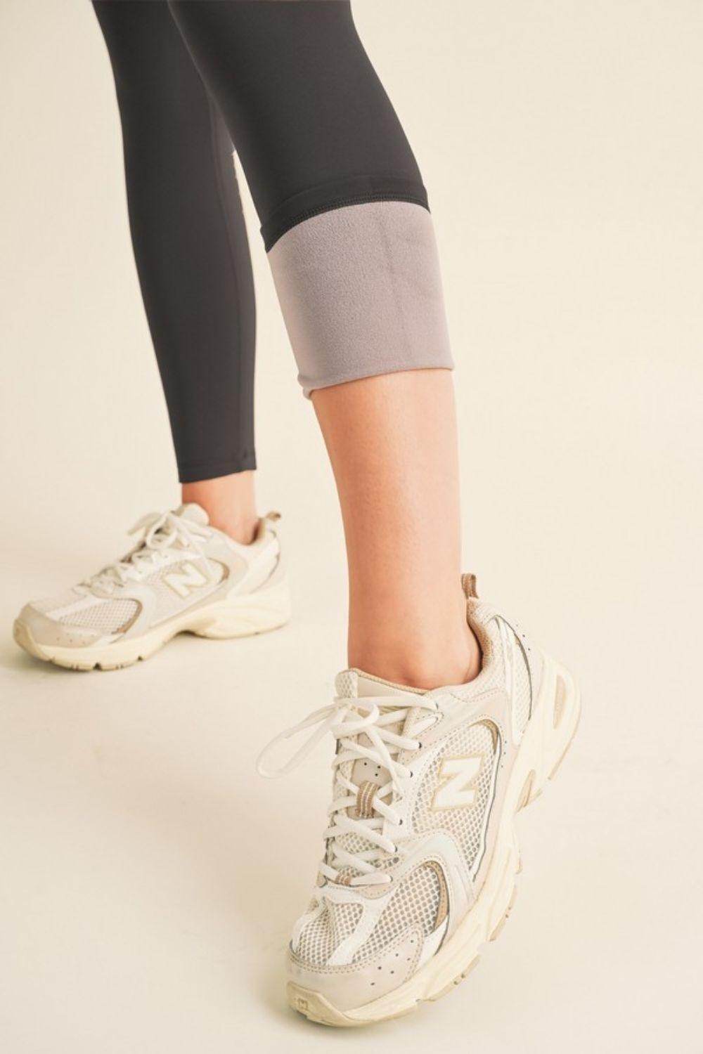 Yelete Full Size Fleece Lined High Waisted Leggings for Comfort - Selvanelle