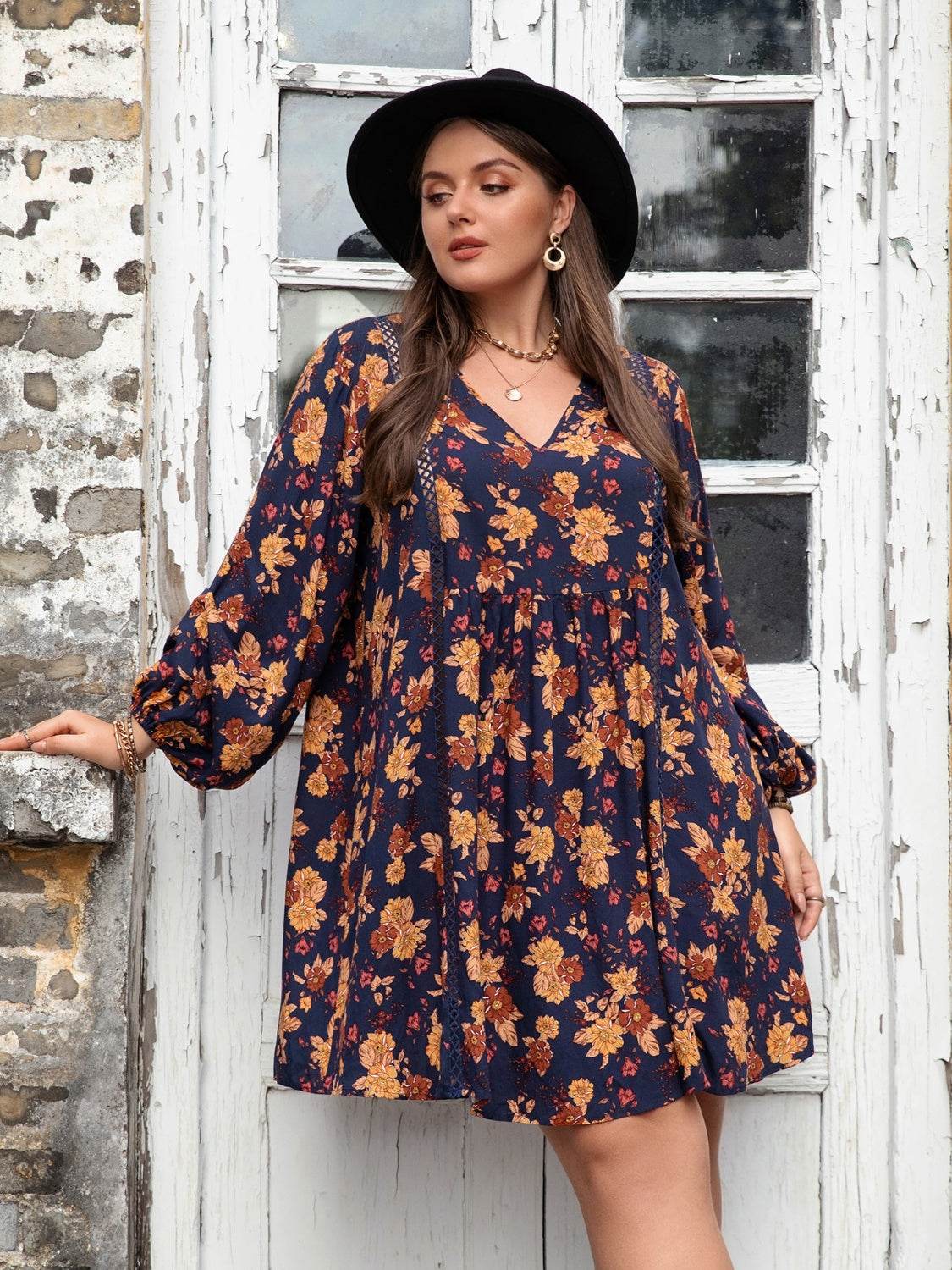 Plus Size Floral V-Neck Balloon Sleeve Dress - Selvanelle