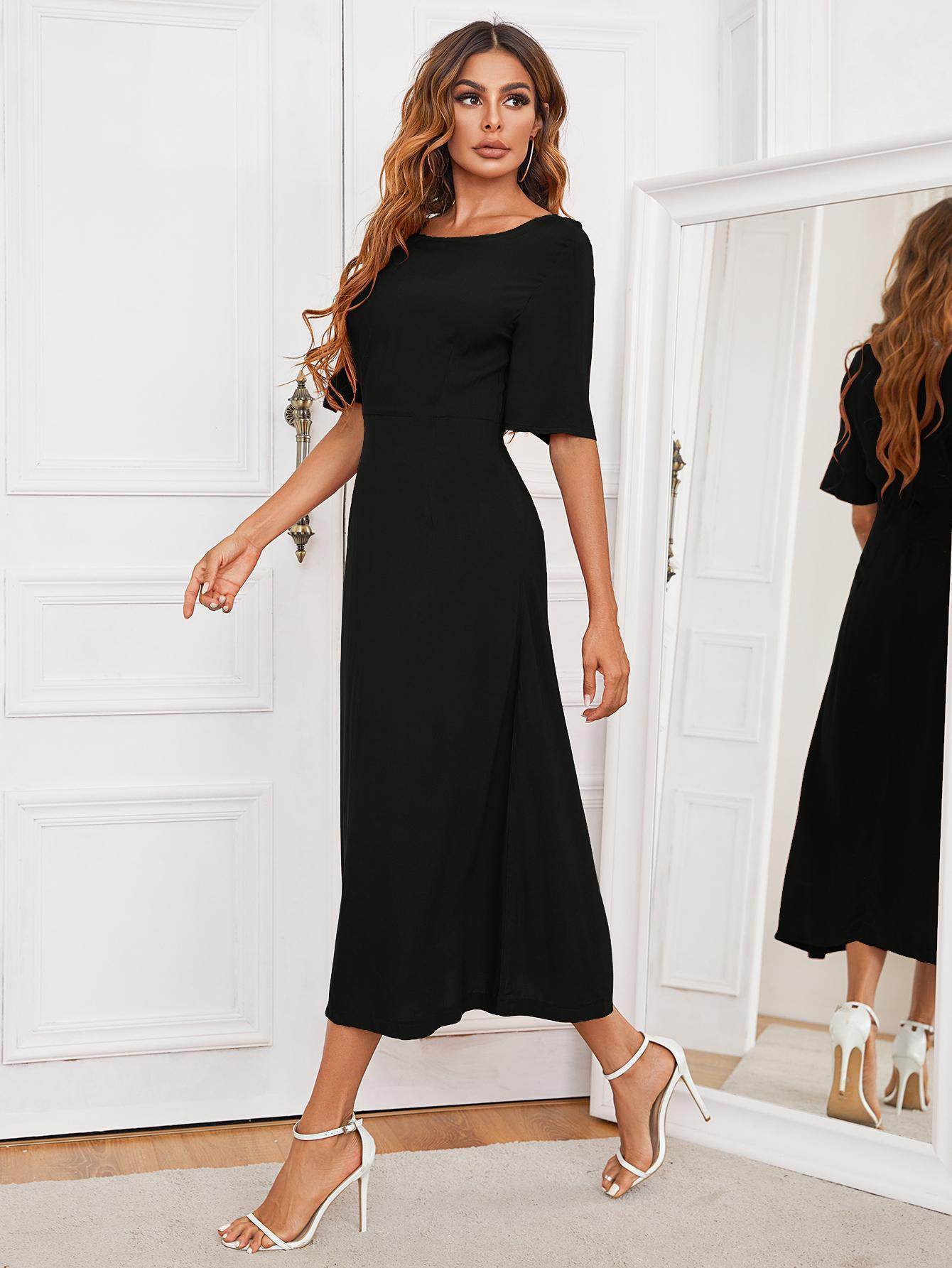 Chic Round Neck Cutout Half Sleeve Dress for Women - Selvanelle