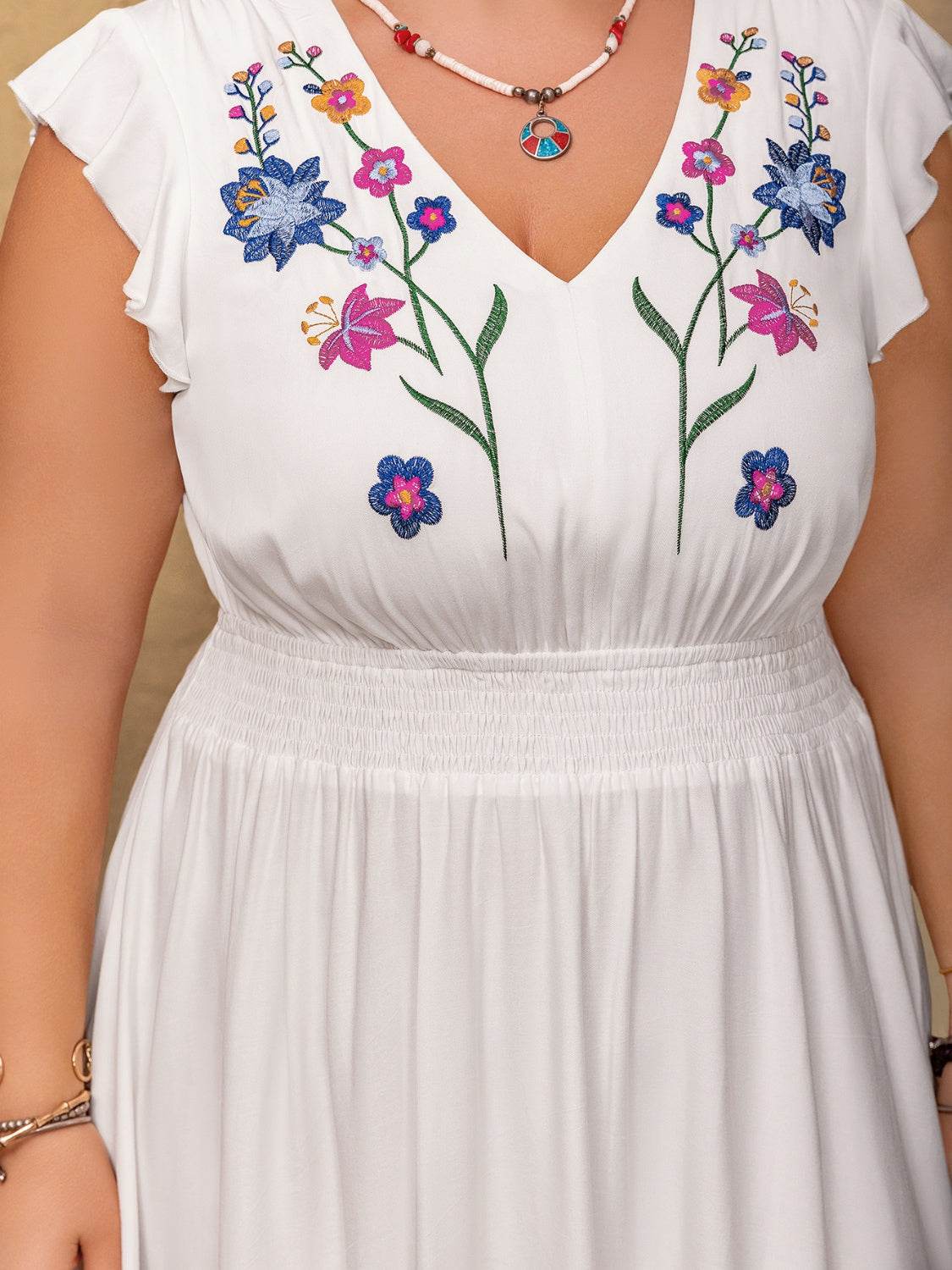 Plus Size Embroidered Floral V-Neck Cap Sleeve Maxi Dress - Selvanelle