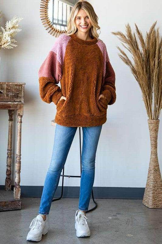 Culture Code Color Block Faux Fur Raglan Sleeve Sweatshirt - Selvanelle