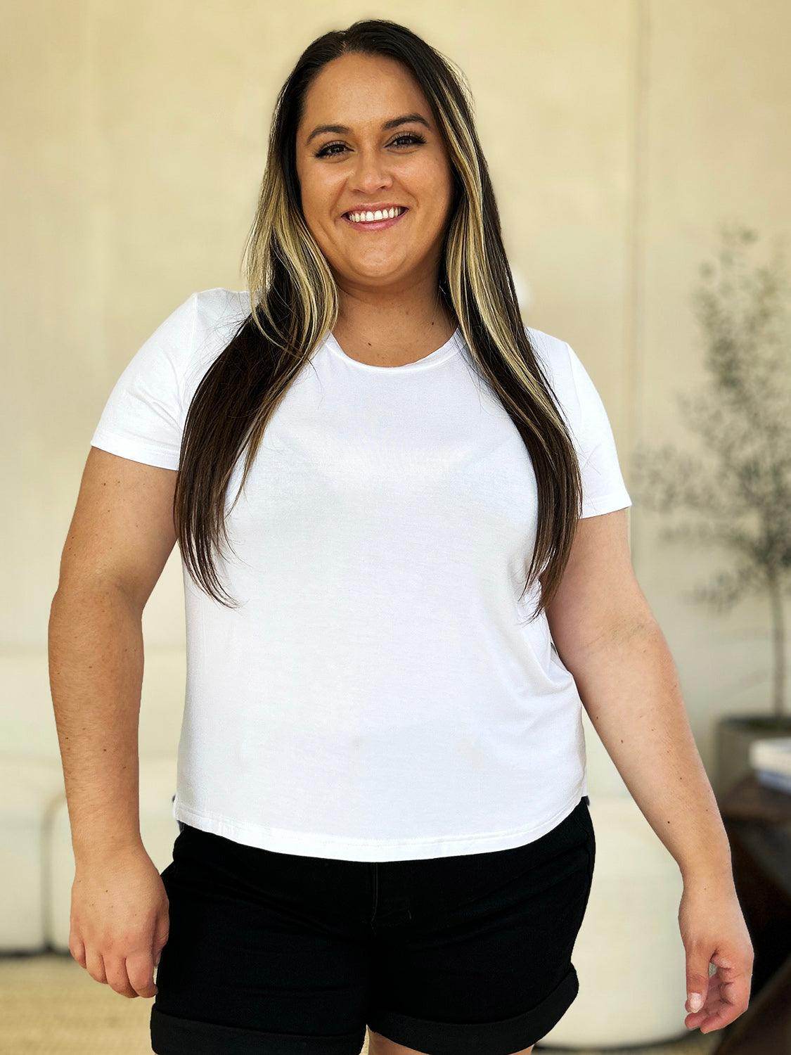 Basic Bae Full Size Round Neck Short Sleeve T-Shirt Black - Selvanelle