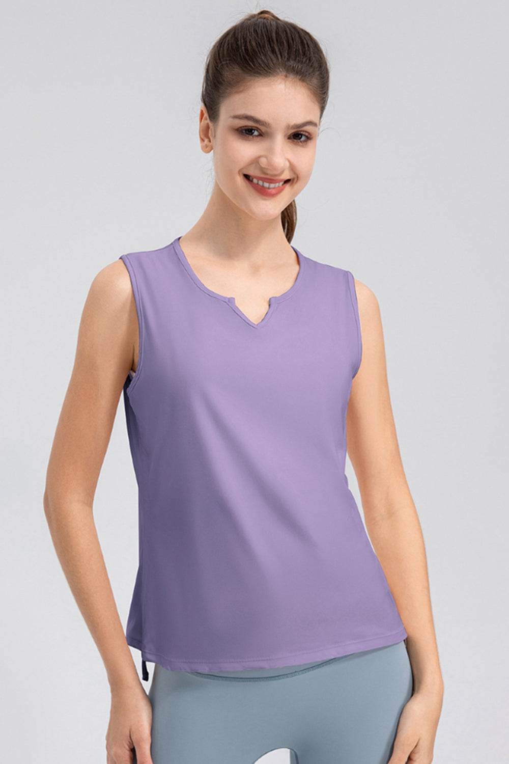 Notched Wide Strap Active Tank - Selvanelle