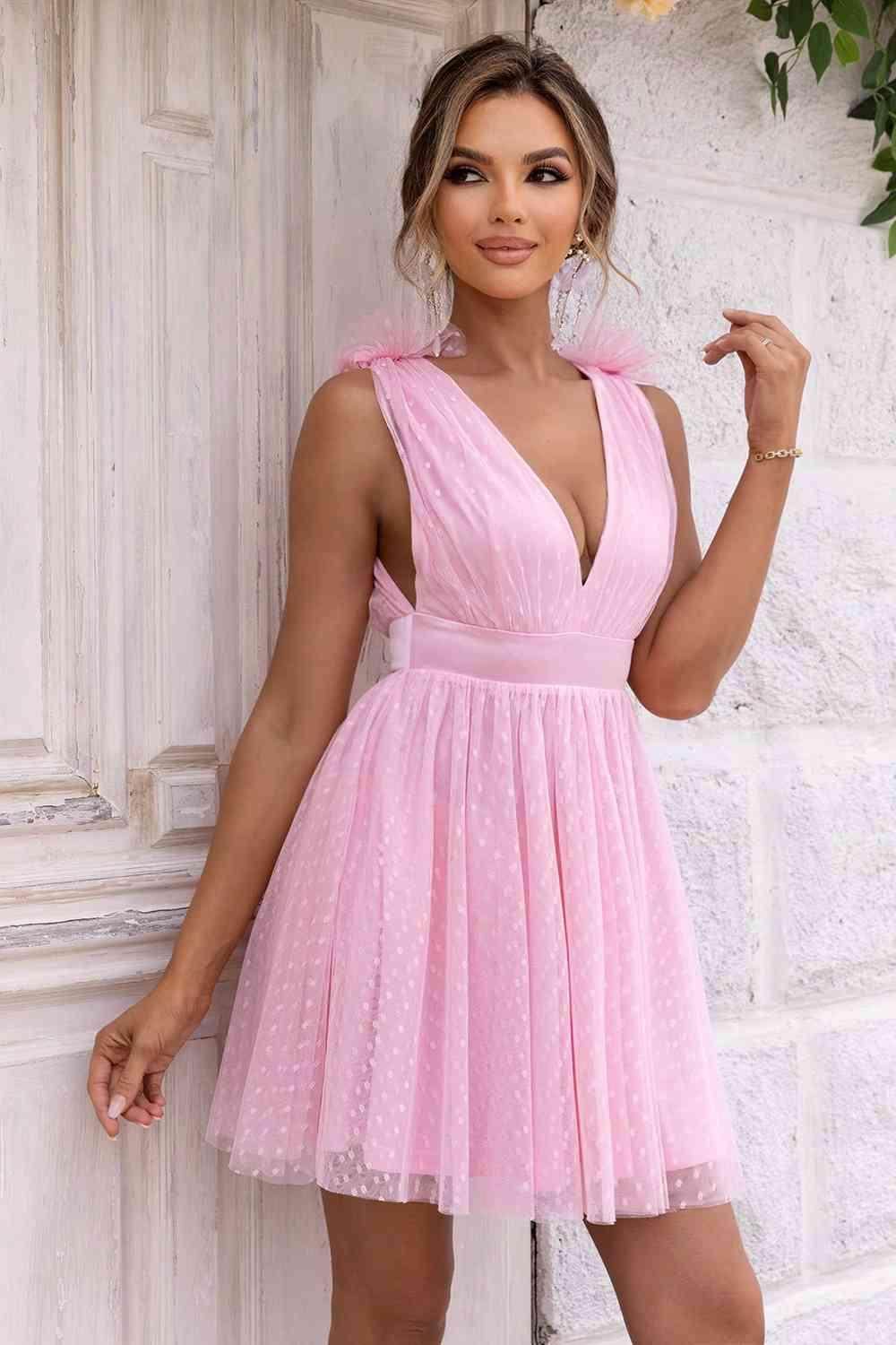 Open Back Sleeveless Mesh Dress with Lace Detail and Lining - Selvanelle