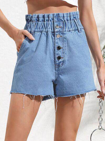 Denim Shorts with Pockets for Women - Comfortable Fit - Selvanelle