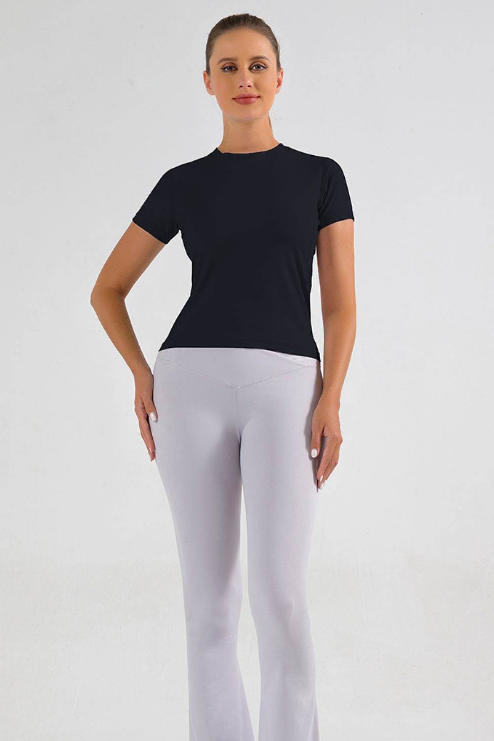 Round Neck Short Sleeve Sports T-Shirt - Selvanelle