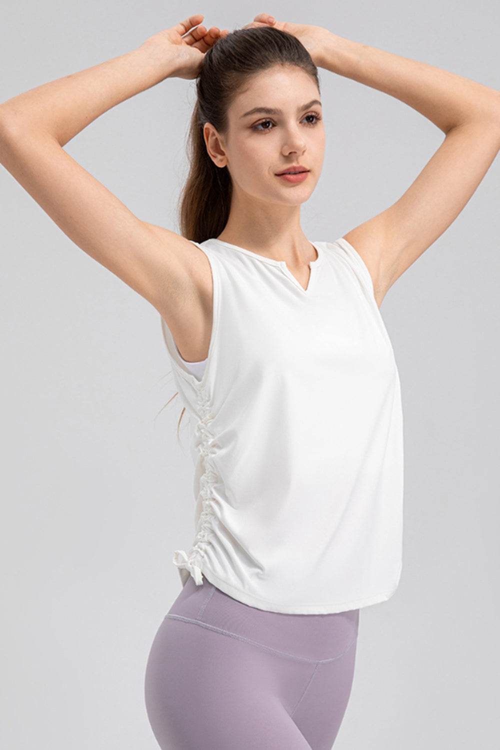 Notched Wide Strap Active Tank - Selvanelle