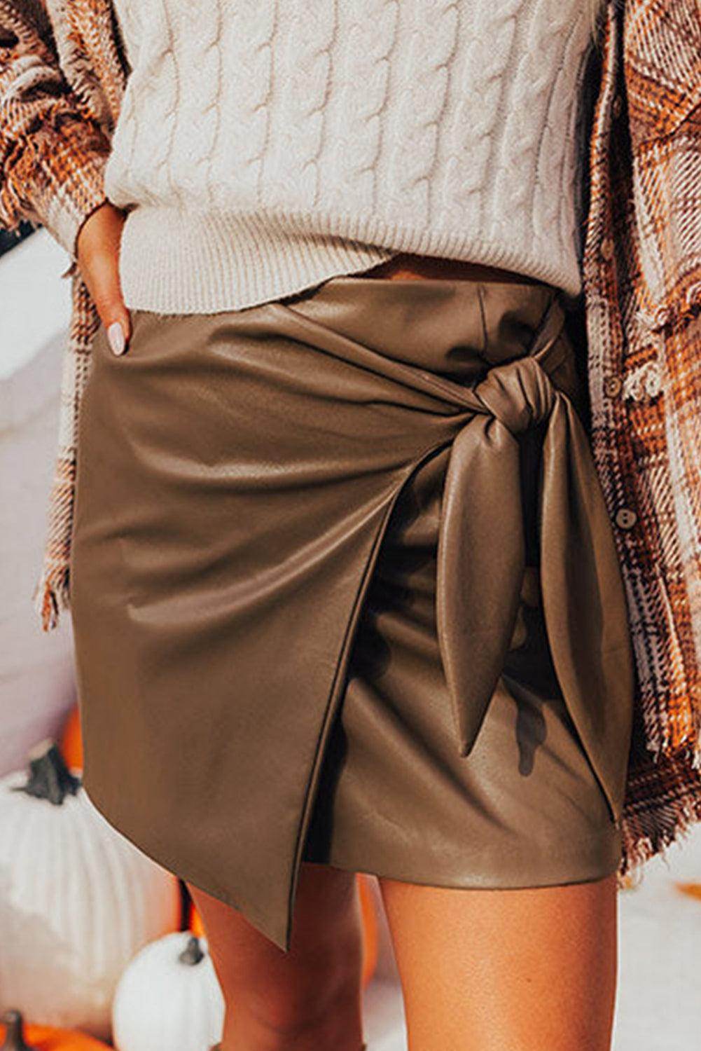 Bowknot Elastic Waist Mini Skirt for Stylish Comfort - Selvanelle