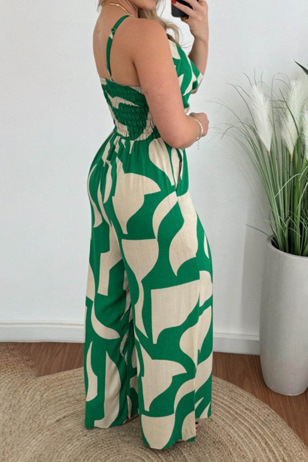 Two-Tone Spaghetti Strap Wide Leg Jumpsuit - Selvanelle