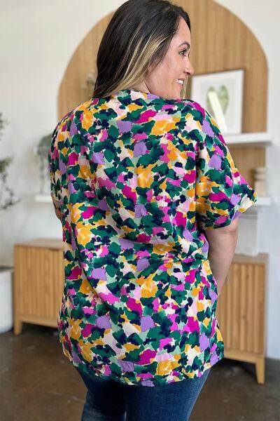 Double Take Full Size Printed V-Neck Short Sleeve Top - Selvanelle
