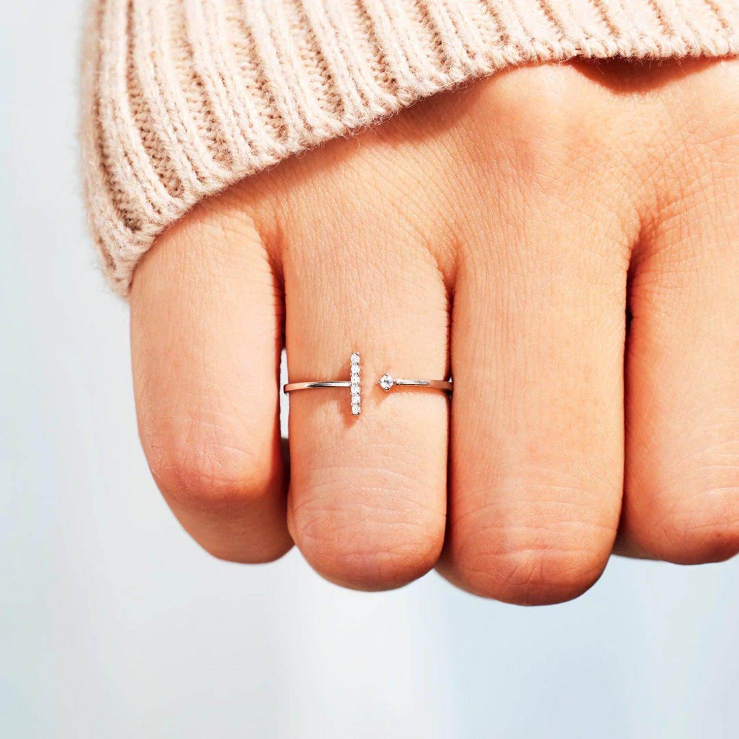 T Shape Inlaid Zircon 925 Sterling Silver Open Ring Design - Selvanelle
