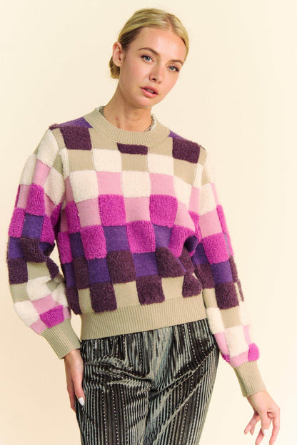 Davi & Dani Checkered Round Neck Long Sleeve Sweater Chic - Selvanelle