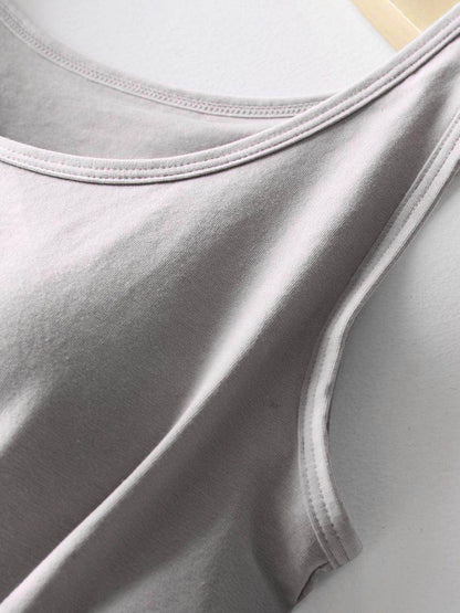 Round Neck Tank with Bra for Comfortable Everyday Wear - Selvanelle