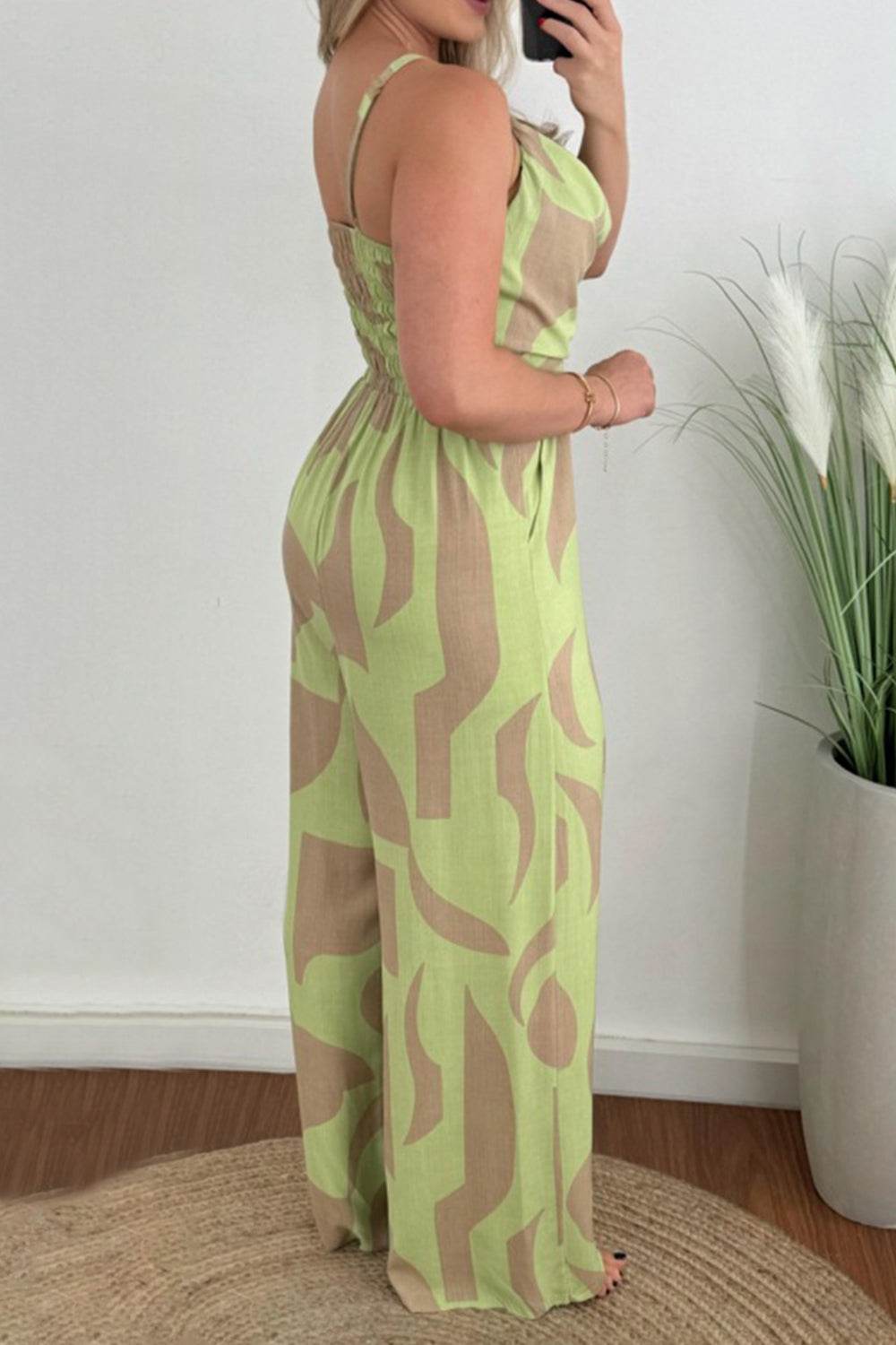 Two-Tone Spaghetti Strap Wide Leg Jumpsuit - Selvanelle