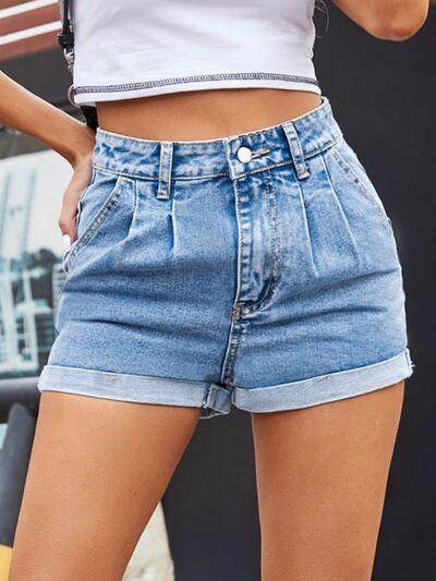 Denim Shorts with Pockets for Women - Casual Summer Style - Selvanelle