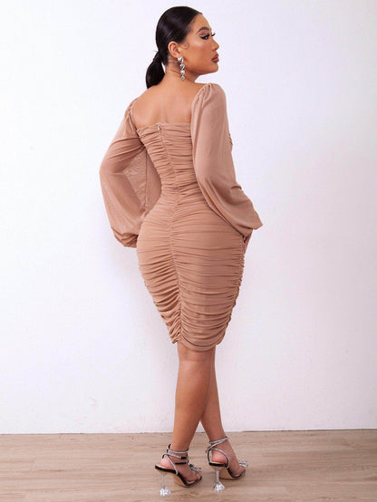 Zip-Back Ruched Bodycon Dress for Chic Minimalist Style - Selvanelle