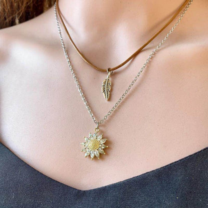 Sunflower Pendant Necklace Set in Alloy and Zircon - Selvanelle