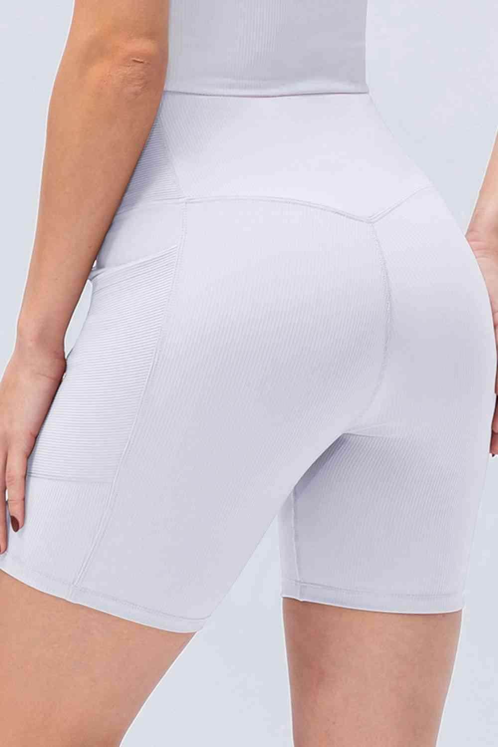 Slim Fit V-Waistband Sports Shorts for Active Lifestyle - Selvanelle
