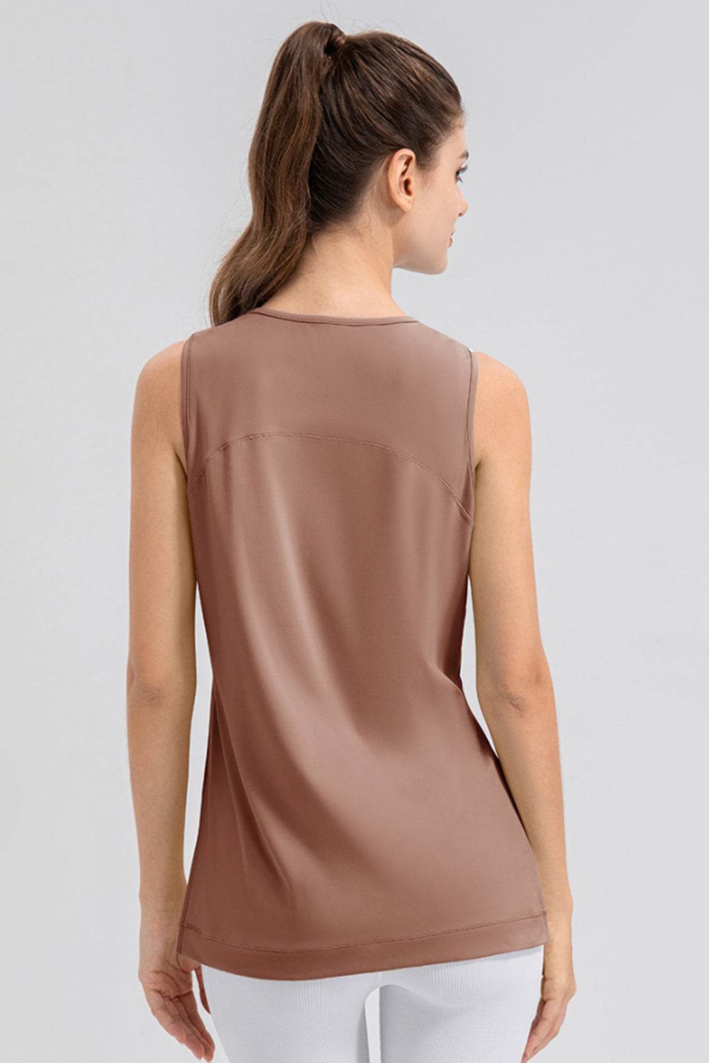 Slit Round Neck Tank - Selvanelle