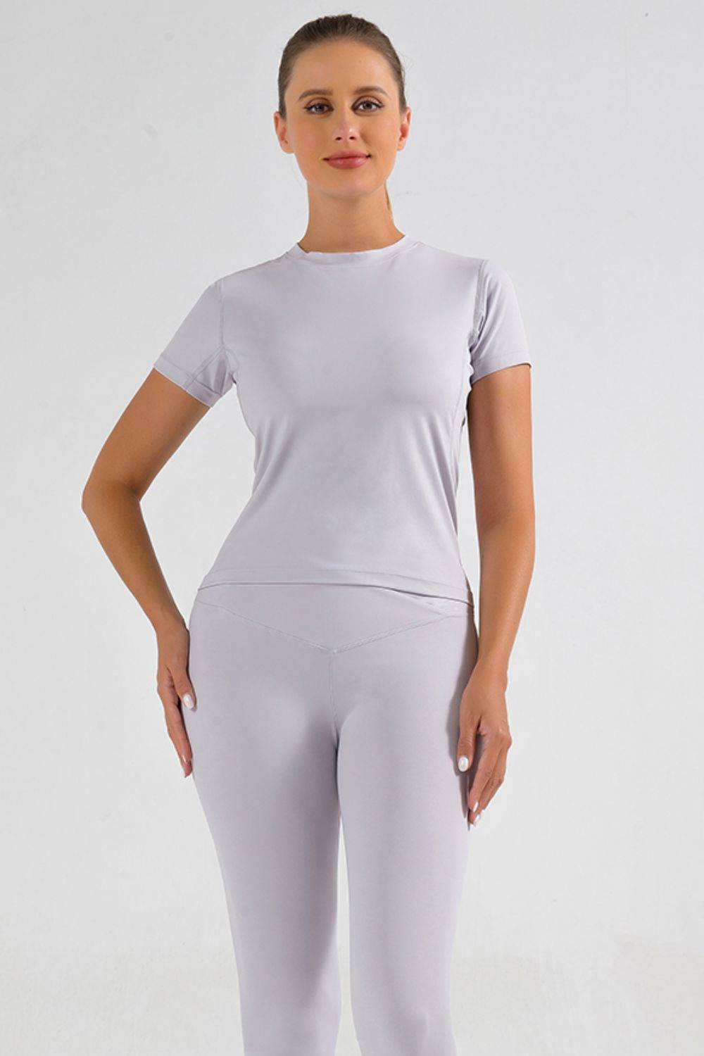 Round Neck Short Sleeve Sports T-Shirt - Selvanelle
