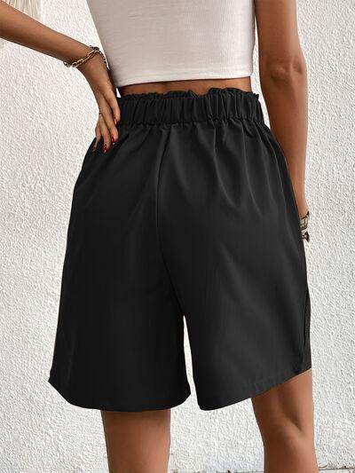 Pocketed Half Elastic Waist Shorts with Side Pockets - Selvanelle
