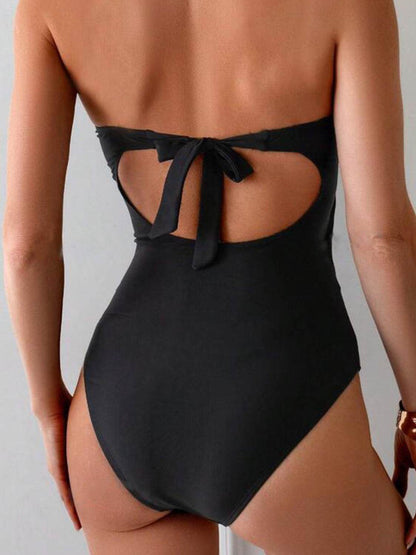 Cutout Sweetheart Neck One-Piece Swimwear - Selvanelle