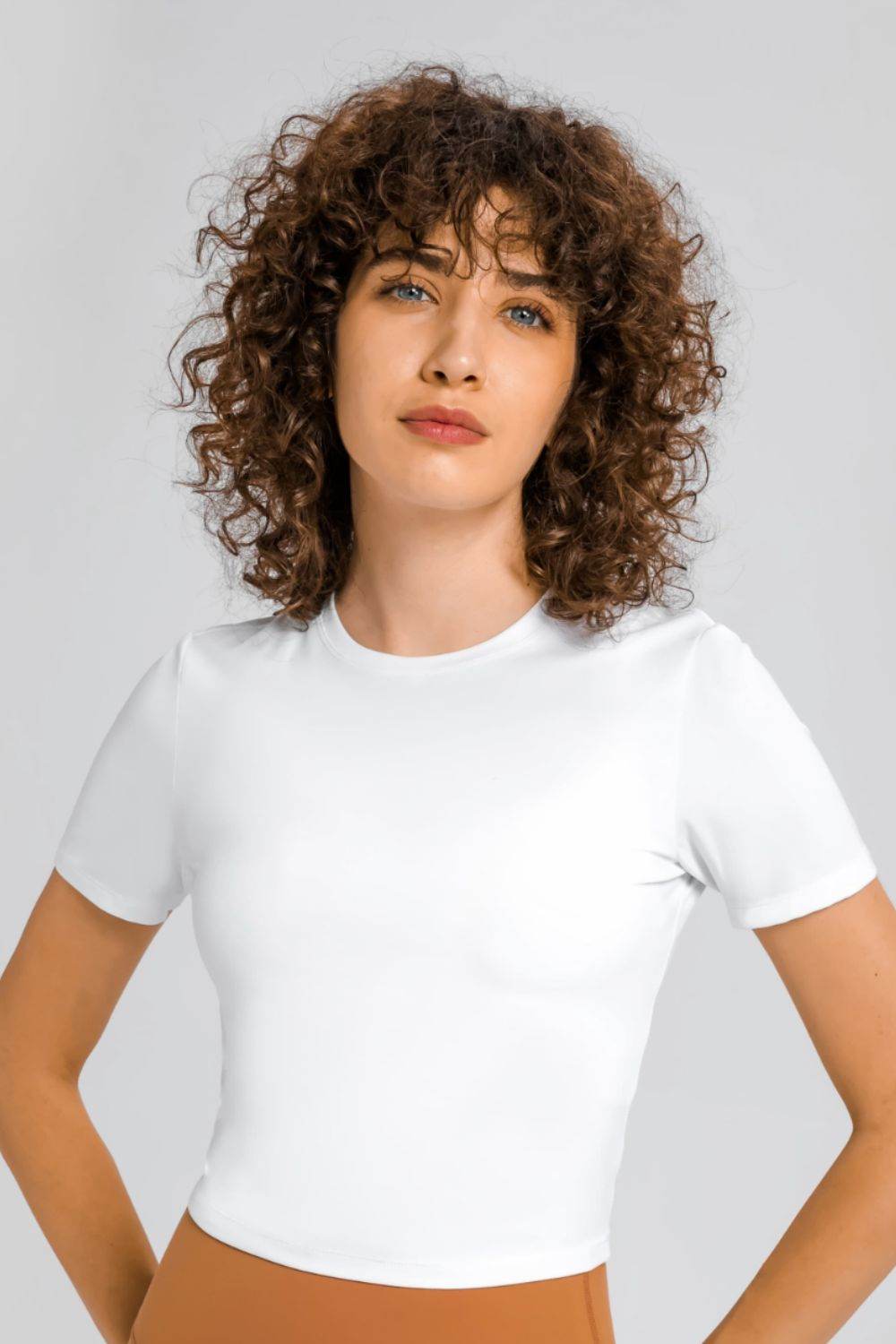 Millennia Round Neck Short Sleeve Yoga Tee - Selvanelle