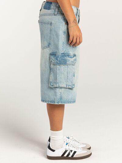 Mid-Rise Waist Denim Shorts with Pockets for Women - Selvanelle