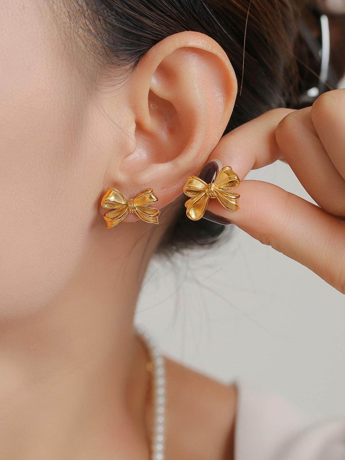 3 Piece Pearl Necklace Bow Necklace and Stud Earrings Set - Selvanelle