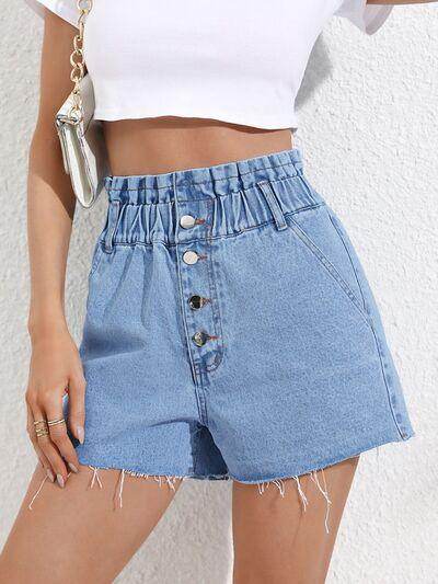 Denim Shorts with Pockets for Women - Comfortable Fit - Selvanelle
