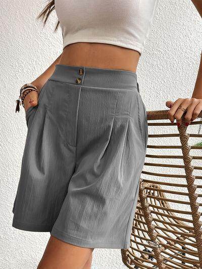 Pocketed Half Elastic Waist Shorts with Side Pockets - Selvanelle