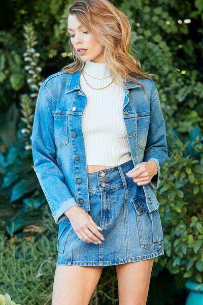 Veveret Button Up Raw Hem Denim Jacket for Women Fashion - Selvanelle