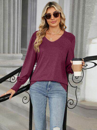 V-Neck Lantern Sleeve T-Shirt for Casual Chic Style - Selvanelle