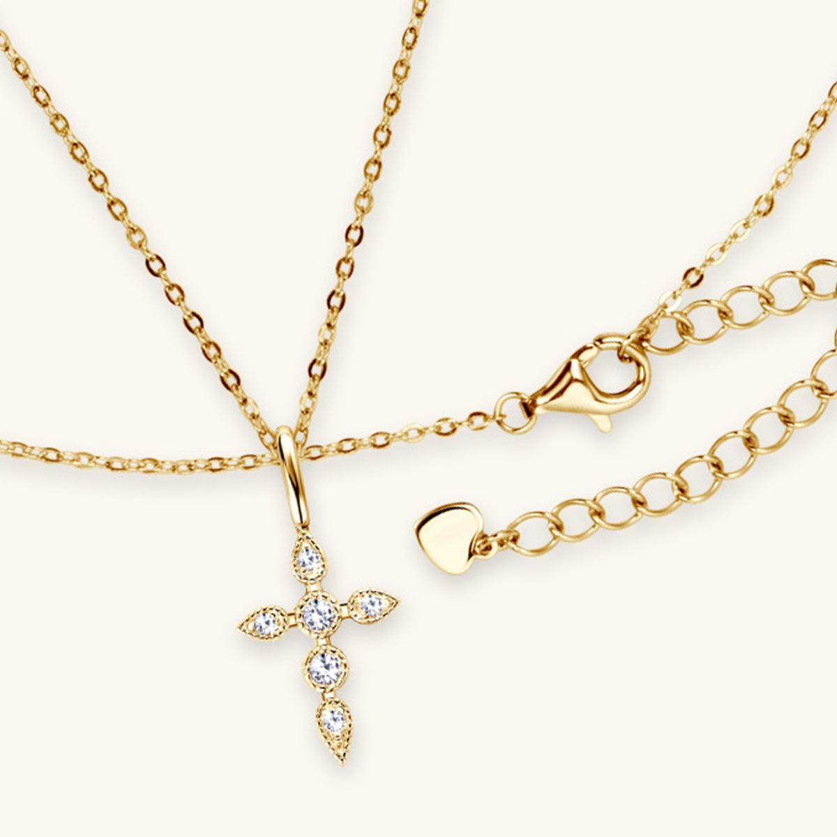 925 Sterling Silver Moissanite Cross Pendant Necklace - Selvanelle