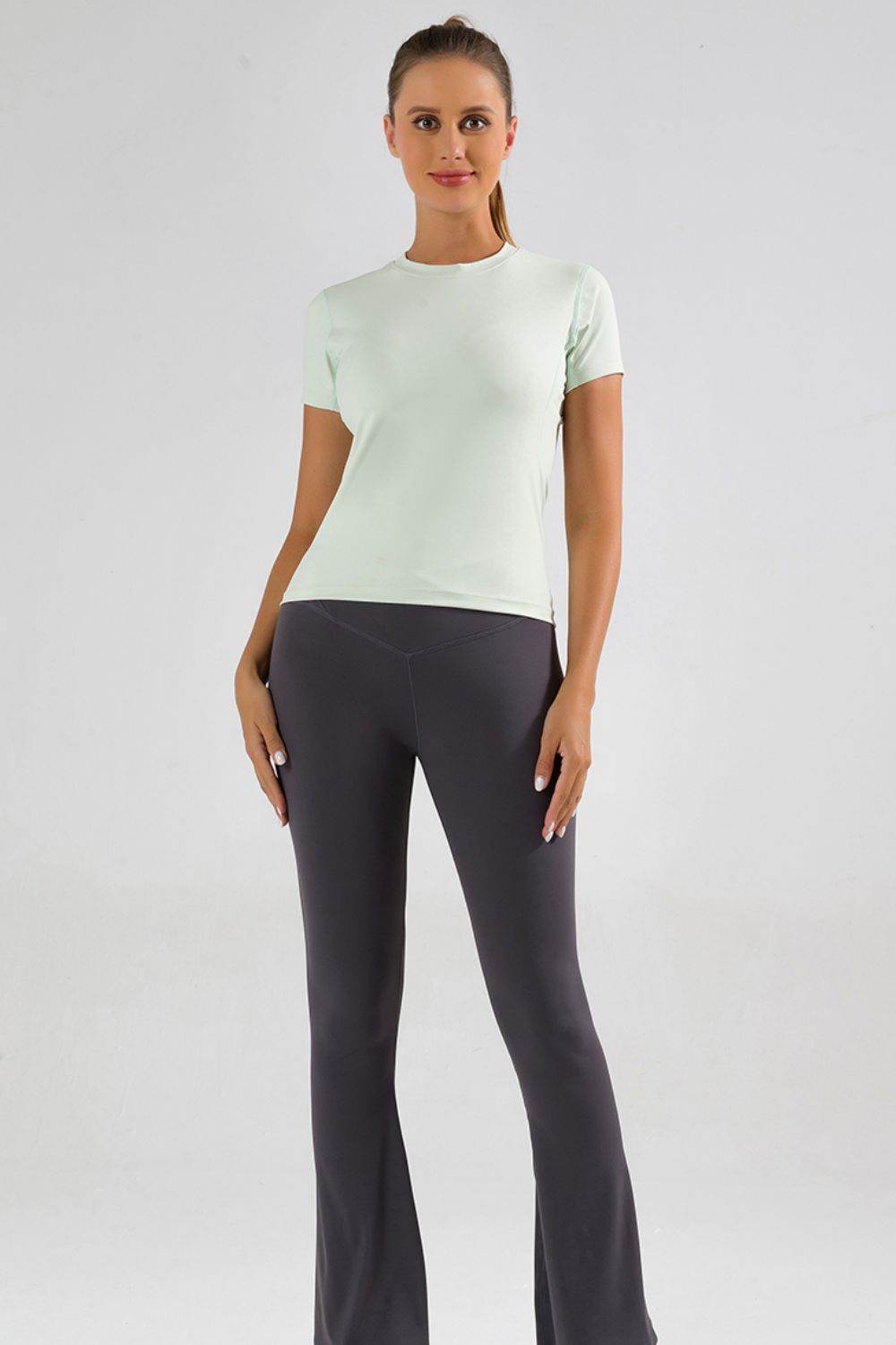 Round Neck Short Sleeve Sports T-Shirt - Selvanelle
