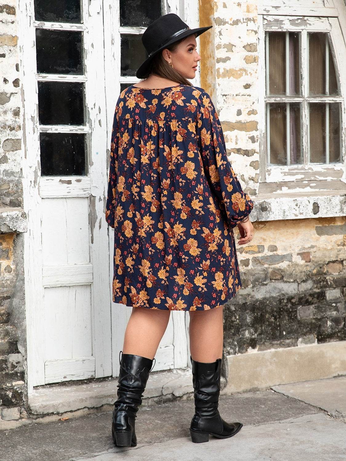 Plus Size Floral V-Neck Balloon Sleeve Dress - Selvanelle