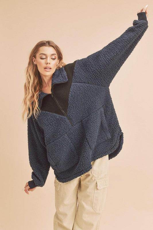 Aemi+Co Two Tone Half Zip Fleece Sweatshirt for Comfort - Selvanelle