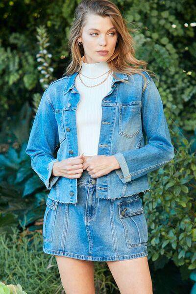Veveret Button Up Raw Hem Denim Jacket for Women Fashion - Selvanelle