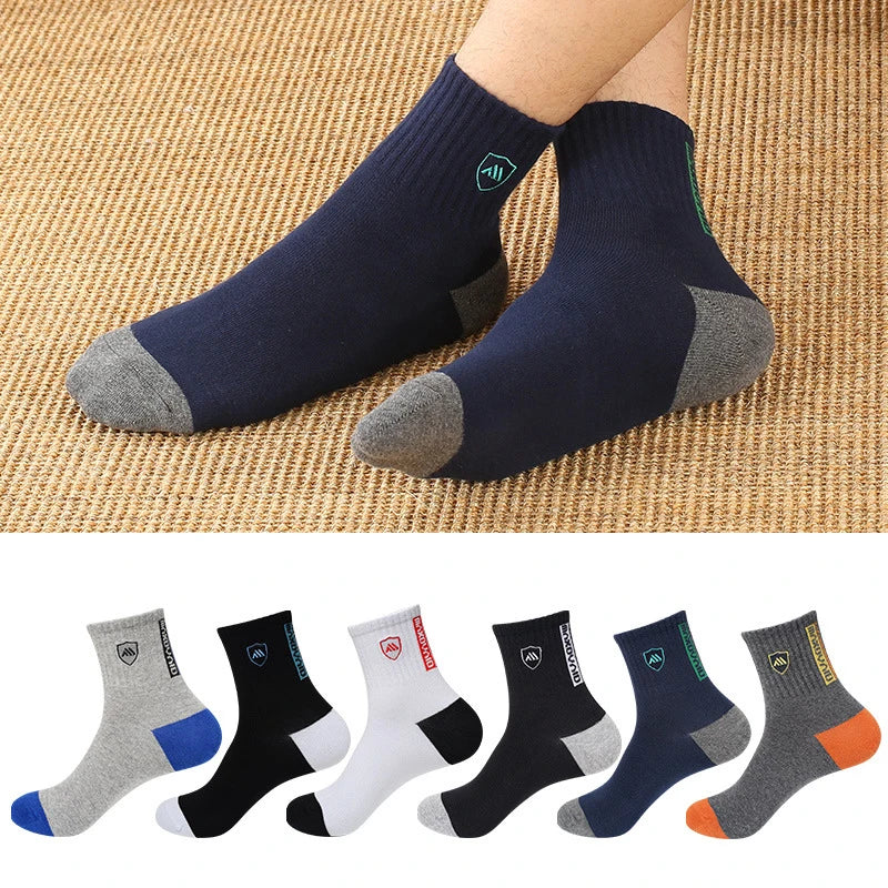5 Pairs Men's Comfortable Breathable Crew Socks Soft Warm Elastic Sports Socks for Spring Autumn Winter Daily Casual Wear
