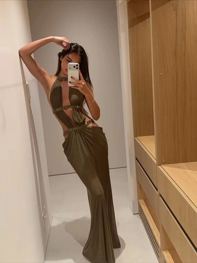 Hollow Out Halter Maxi Dress Sexy Pleated Solid Sleeveless Off Shoulder Backless Slim Women Dresses Fashion Party Gowns