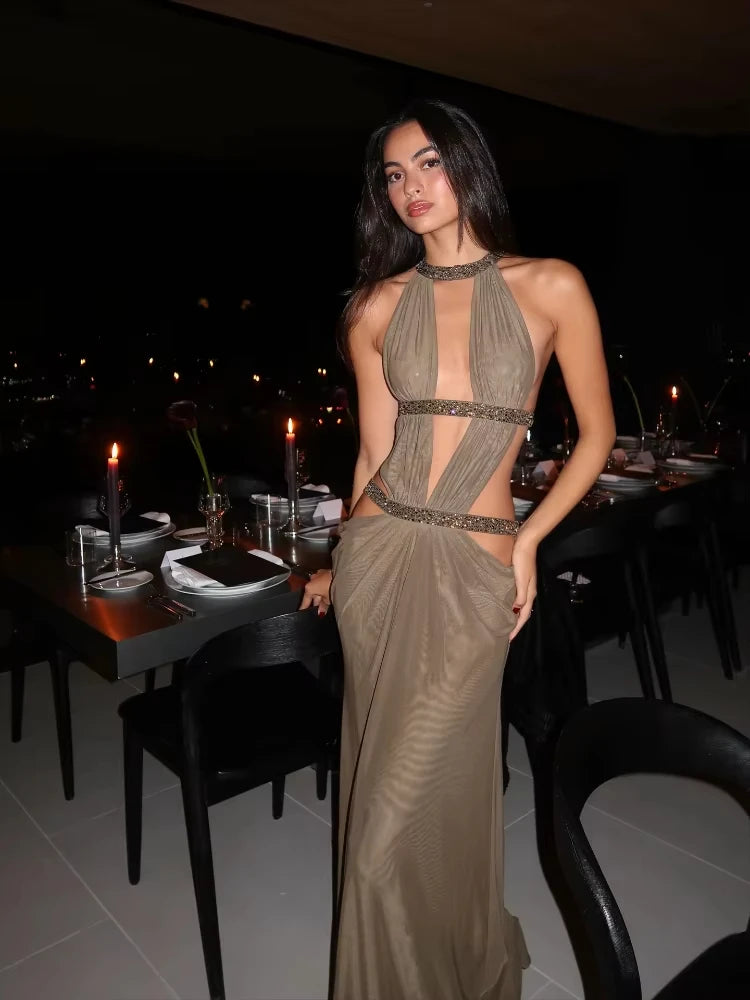 Hollow Out Halter Maxi Dress Sexy Pleated Solid Sleeveless Off Shoulder Backless Slim Women Dresses Fashion Party Gowns