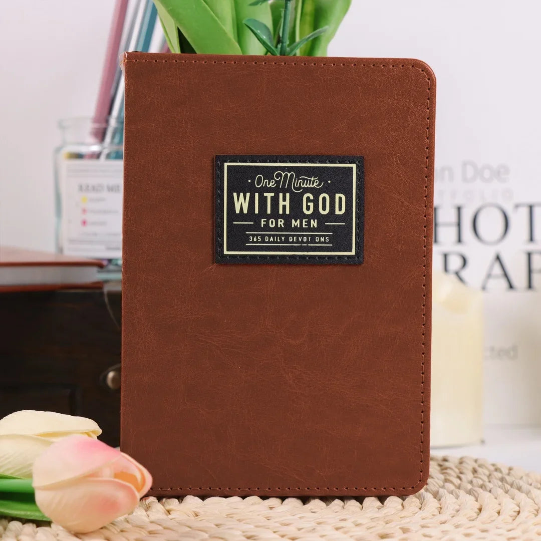 One Minute with God for Men/Women: 365 Devotions - Bitte Study Guides & 40 DÍAS DE VIAJE EN SILENCIO