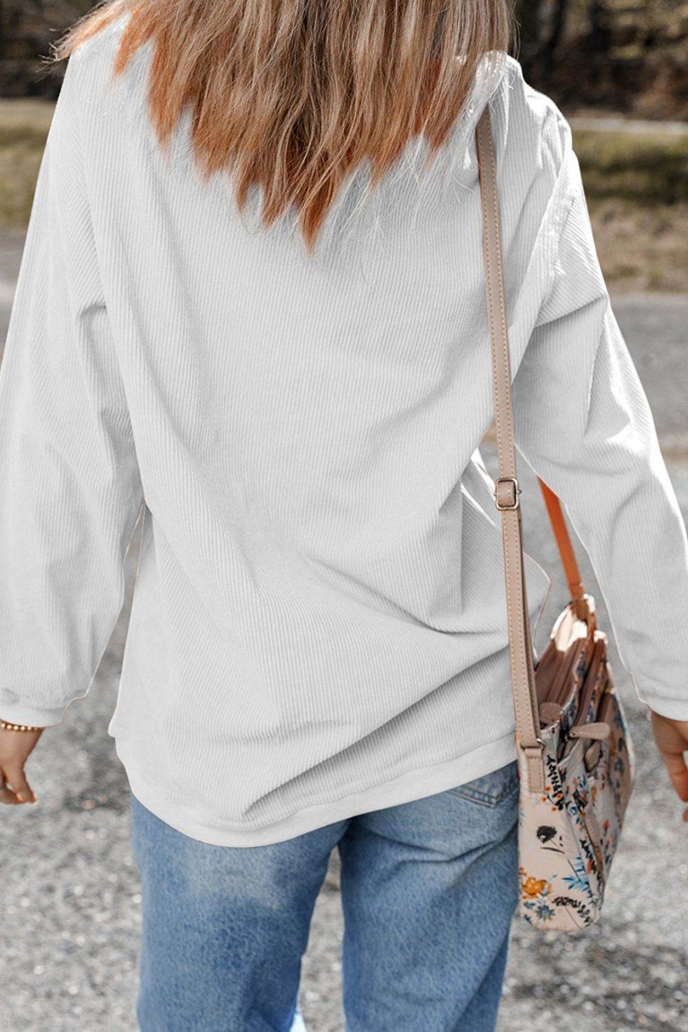 Bunny Graphic Round Neck Sweatshirt - Selvanelle