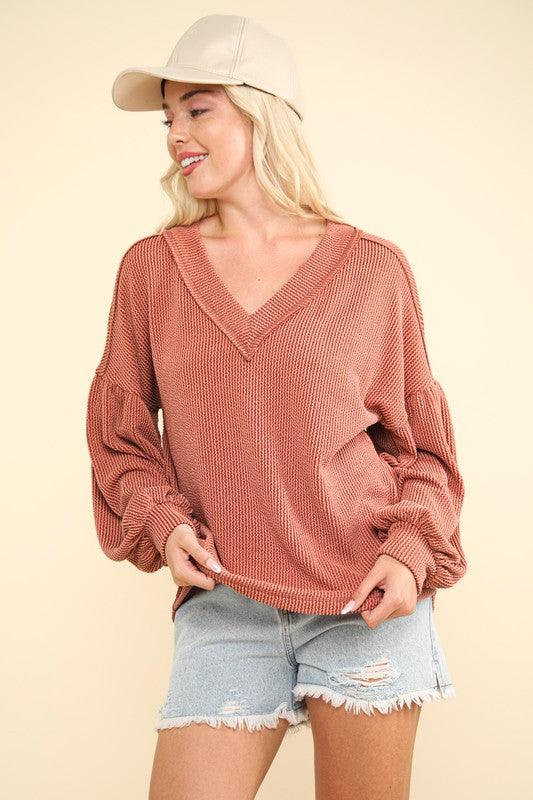 Very J Two Tone Ribbed V-Neck Exposed Seam Top for Fall