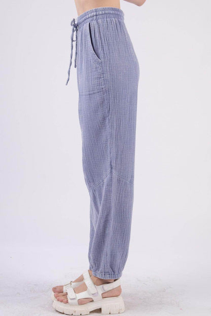 Very J Washed Woven Crinkle Gauze Cargo Pants for Women - Selvanelle